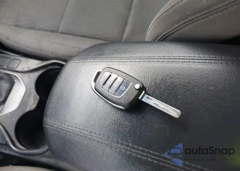 2017 Hyundai Santa Fe Sport 2.4L из США, поврежденный, VIN 5XYZTDLB9HG441103